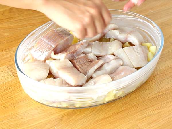 Gratin ikan, resep sederhana dan mudah - Persiapan langkah 2