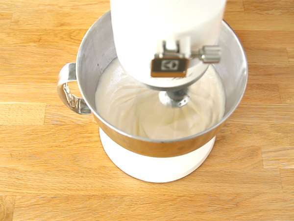 Resep Black Forest dijelaskan secara rinci - Persiapan langkah 1