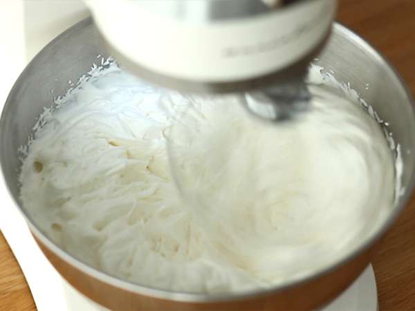 Resep Black Forest dijelaskan secara rinci - Persiapan langkah 7