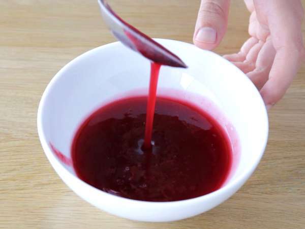 Bagaimana cara membuat coulis buah buatan sendiri? - Persiapan langkah 2