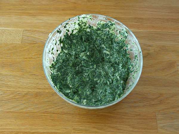 Gorengan bayam yang mudah - Persiapan langkah 2