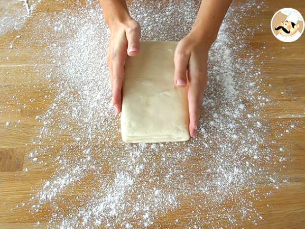 Puff pastry dijelaskan langkah demi langkah - Persiapan langkah 7
