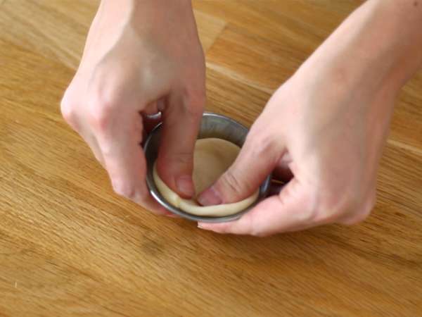 Pasteis de Nata (kue-kue Portugis) - Persiapan langkah 2