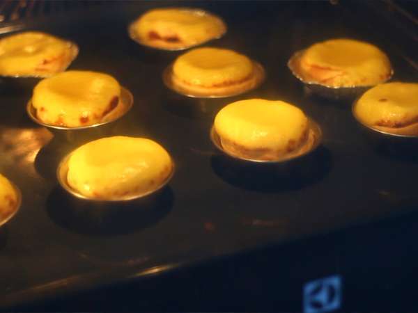 Pasteis de Nata (kue-kue Portugis) - Persiapan langkah 7