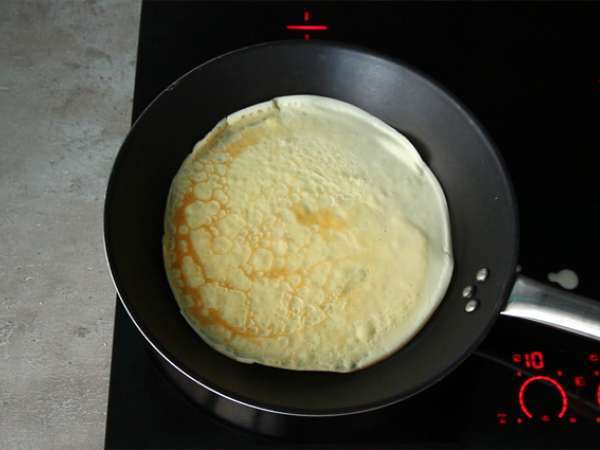 Log crêpe raspberry cokelat putih - Persiapan langkah 2