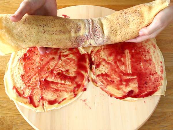 Log crêpe raspberry cokelat putih - Persiapan langkah 5