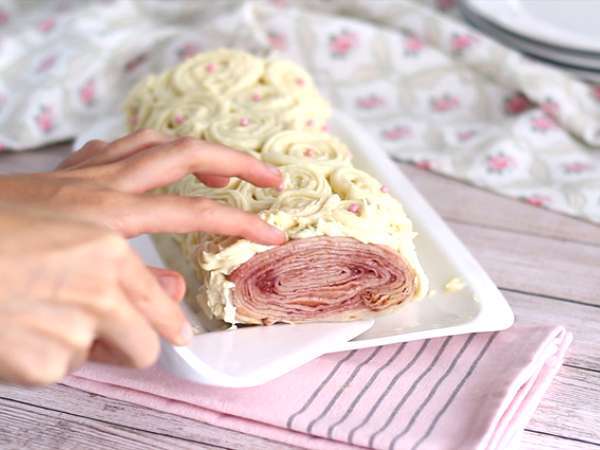 Log crêpe raspberry cokelat putih - Persiapan langkah 10