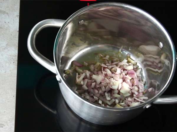 Puff pastry daun bawang dan sup kentang - Persiapan langkah 1