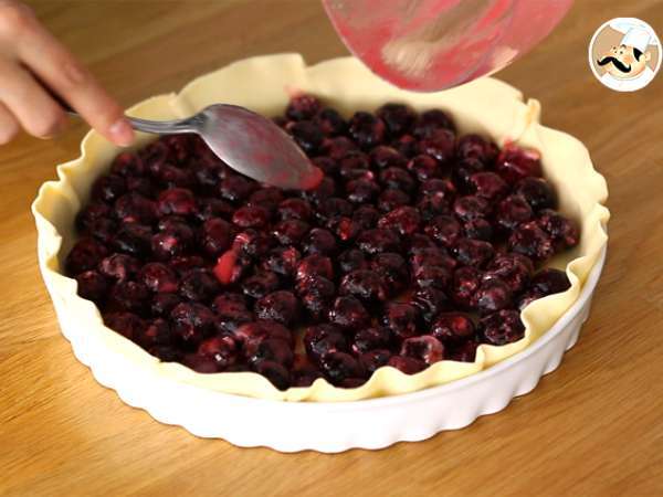 Puff pastry tart dengan ceri - Persiapan langkah 2