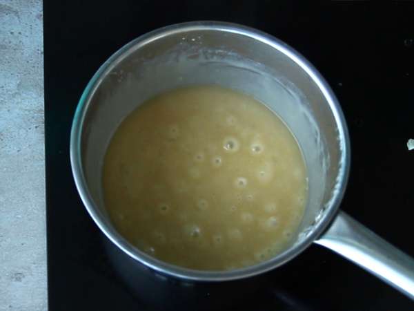 Dada bebek dengan saus truffle - Persiapan langkah 3