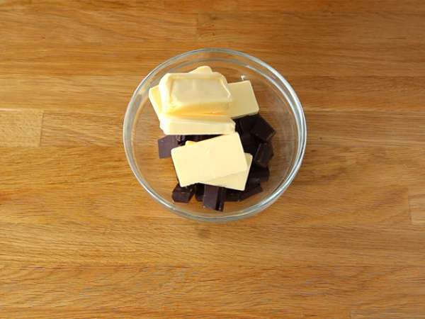 Marquise cokelat yang mudah - Persiapan langkah 2