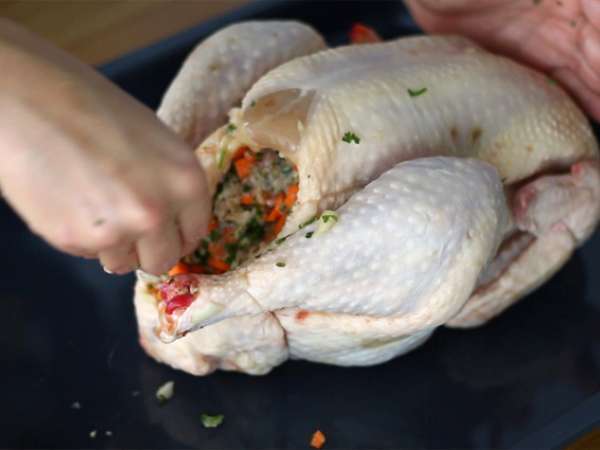 Capon tradisional dengan kastanye - Persiapan langkah 2