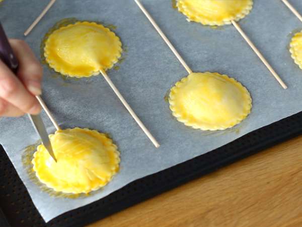 Kue raja mini dengan kepingan cokelat - Persiapan langkah 6