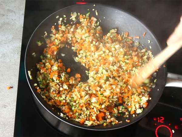 Banh Bao, roti kukus kecil - Persiapan langkah 4