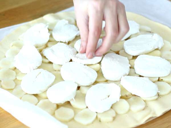 Kue puff pastry tart dengan artichoke Yerusalem - Persiapan langkah 3