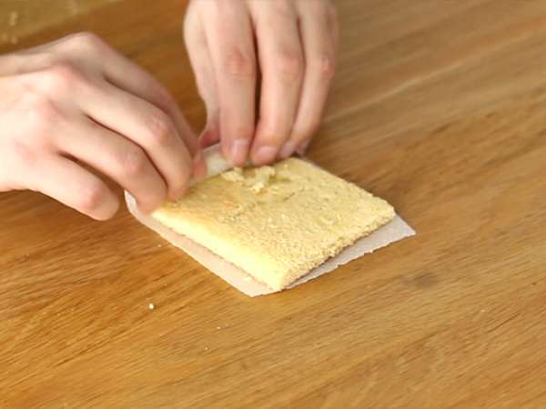 Roti gulung mini stroberi, Macan Merah Muda - Persiapan langkah 4