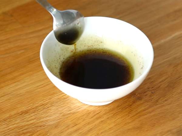 Pasta, tomat, feta, dan salad zaitun - Persiapan langkah 4