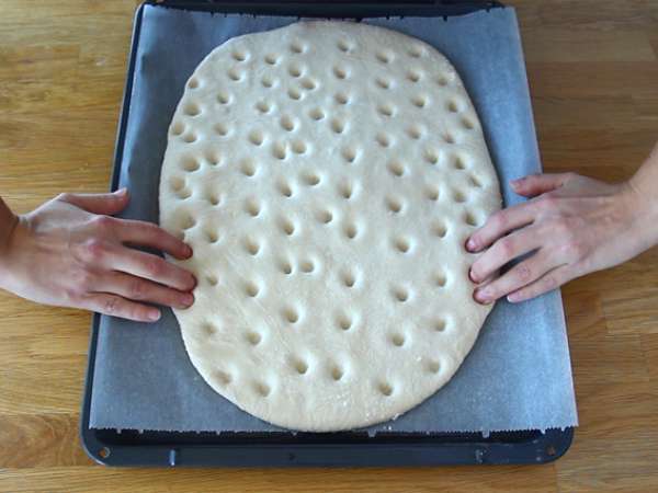 Focaccia, roti Italia dengan rosemary - Persiapan langkah 4