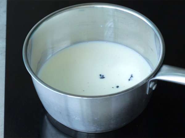 Brioche Cina, diisi dengan puding dan keping cokelat - Persiapan langkah 3