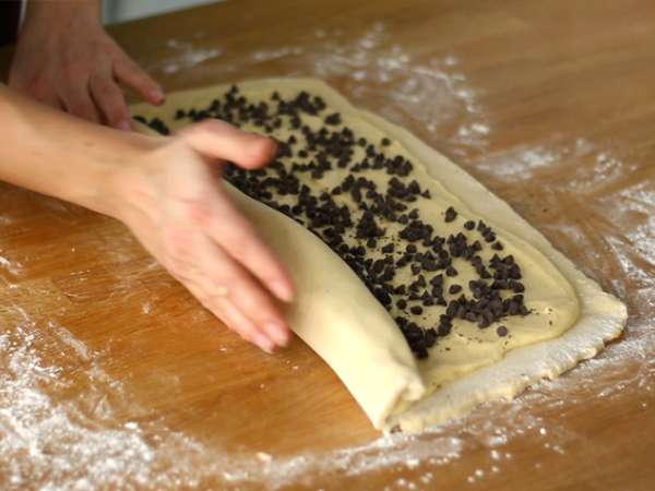 Brioche Cina, diisi dengan puding dan keping cokelat - Persiapan langkah 8