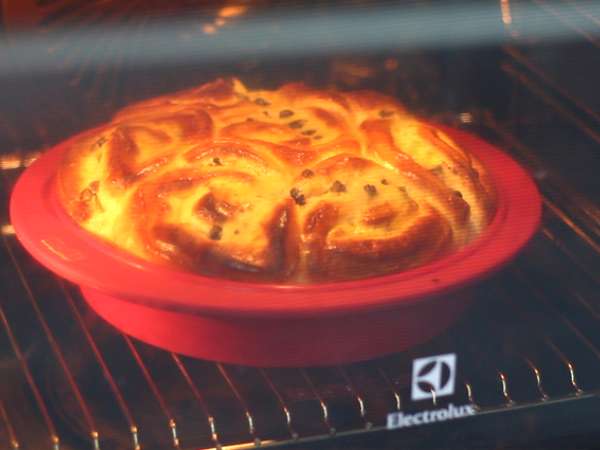 Brioche Cina, diisi dengan puding dan keping cokelat - Persiapan langkah 10