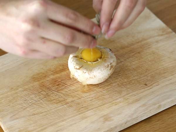 Jamur dengan telur puyuh - Persiapan langkah 2