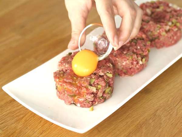 Steak daging sapi tartare - Persiapan langkah 5