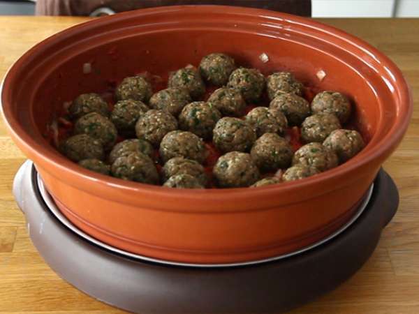 Tajine kefta (bakso cincang dengan bumbu dan rempah-rempah) - Persiapan langkah 5
