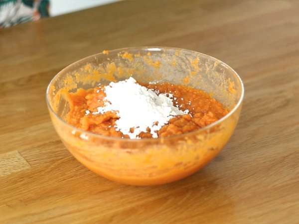 Kue fondant ubi jalar dan kelapa - Persiapan langkah 3