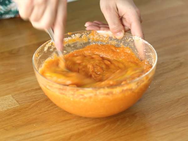 Kue fondant ubi jalar dan kelapa - Persiapan langkah 4