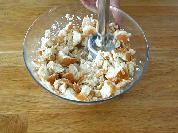 Puding roti (cepat dan mudah) - Persiapan langkah 2