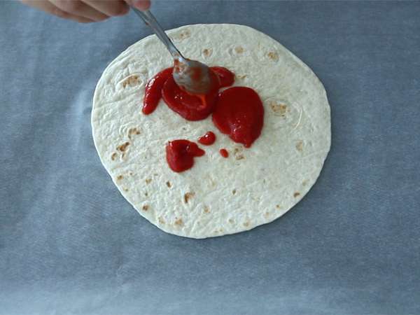Pizza tortilla ekspres - Persiapan langkah 1