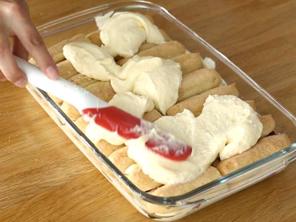 Tiramisu raspberry yang cepat dan mudah - Persiapan langkah 6