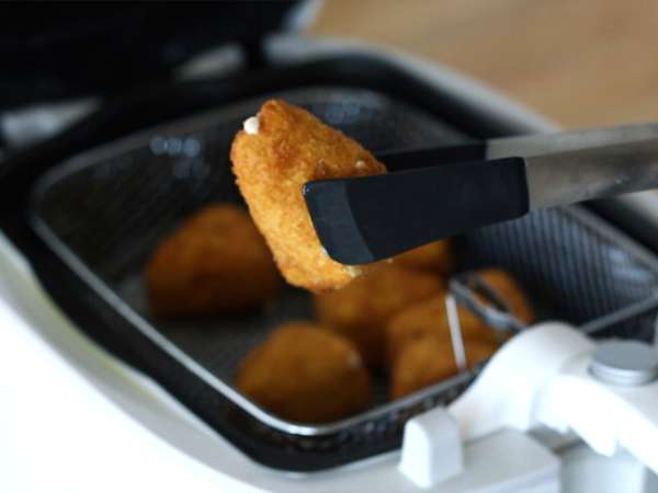 Camembert dilapisi tepung roti, meleleh dan renyah - Persiapan langkah 5