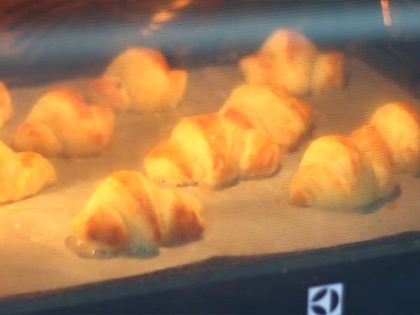 Croissant dijelaskan langkah demi langkah - Persiapan langkah 18
