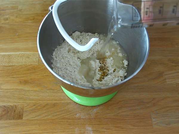 Fougasse dengan bacon dan bawang bombay - Persiapan langkah 1