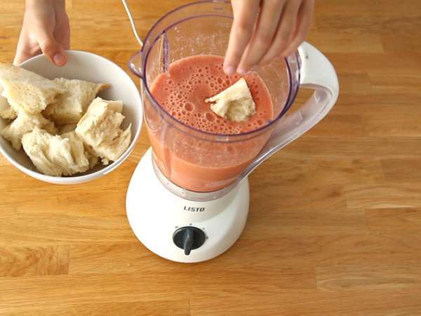 Salmorejo, sup dingin khas Spanyol - Persiapan langkah 2