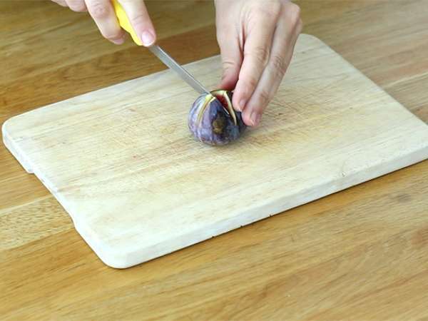 Buah ara panggang dengan keju kambing madu - Persiapan langkah 1