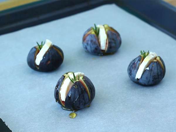 Buah ara panggang dengan keju kambing madu - Persiapan langkah 2