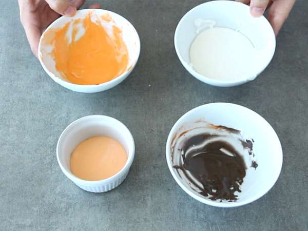 Roti pendek Molang Halloween - Persiapan langkah 6