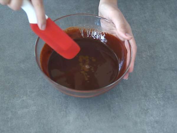 Fondant karamel cokelat dan mentega asin - Persiapan langkah 5