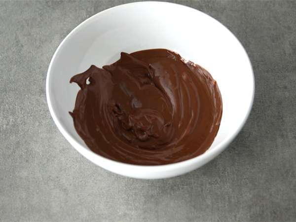 Cokelat marshmallow dan cokelat kemiri - Persiapan langkah 1