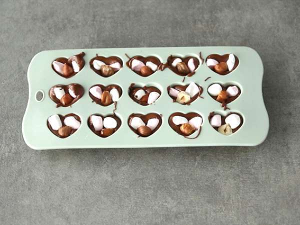 Cokelat marshmallow dan cokelat kemiri - Persiapan langkah 4