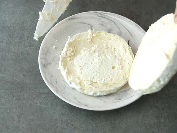 Brie dengan isian aprikot dan almond - Persiapan langkah 1