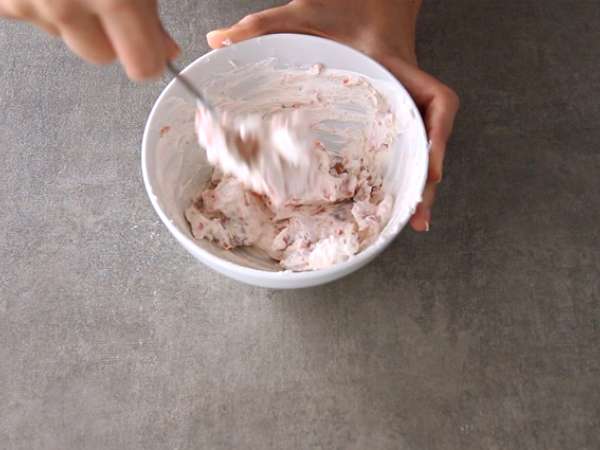 Fagottini dengan salmon asap dan keju kambing - Persiapan langkah 2