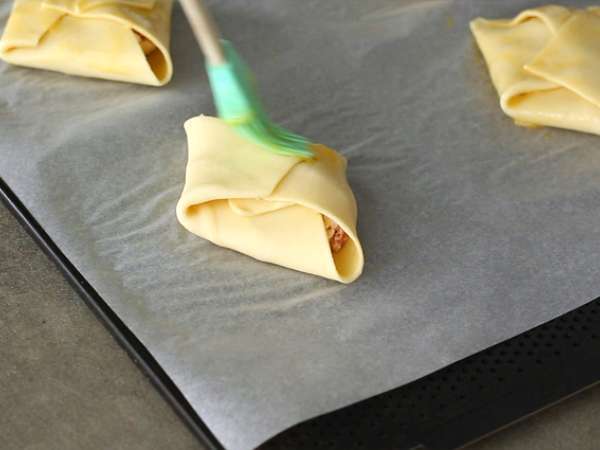 Fagottini dengan salmon asap dan keju kambing - Persiapan langkah 4