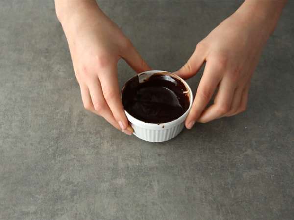 Kue cokelat dan pir - Persiapan langkah 1