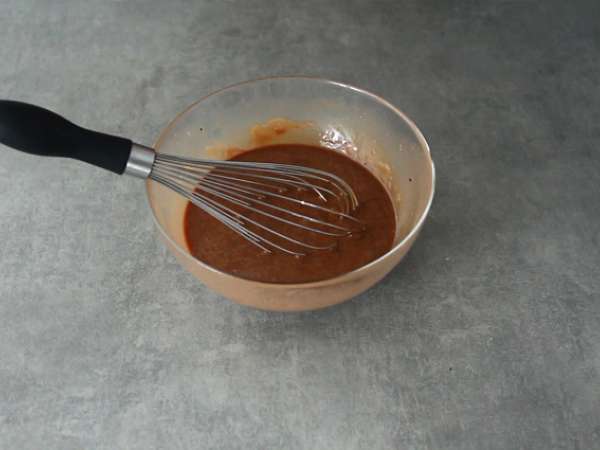 Kue cokelat dan pir - Persiapan langkah 2