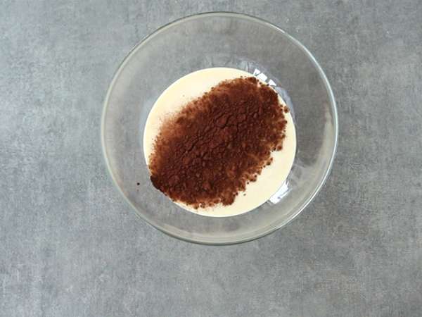 Crepes marmer vanila dan cokelat - Persiapan langkah 3