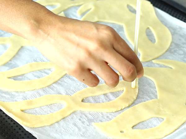 Topeng roti pendek karnaval - Persiapan langkah 2